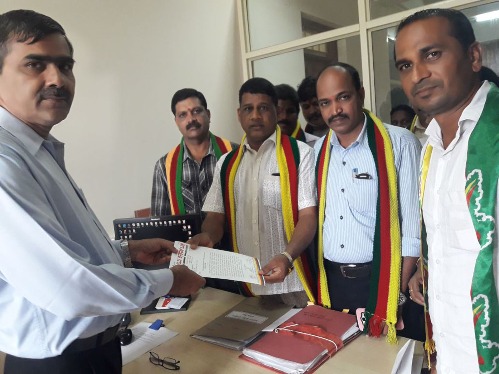 ಏಕರೂಪದ ಮರಳು ದರ ನಿಗದಿಗೆ ಮನವಿ